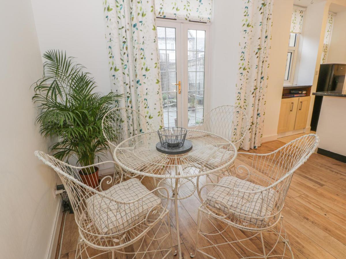 Garden Apartment Ayr Exteriér fotografie