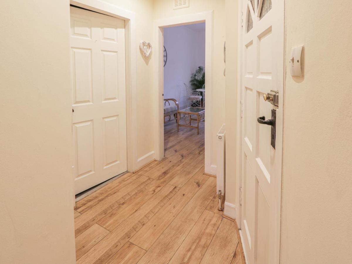 Garden Apartment Ayr Exteriér fotografie