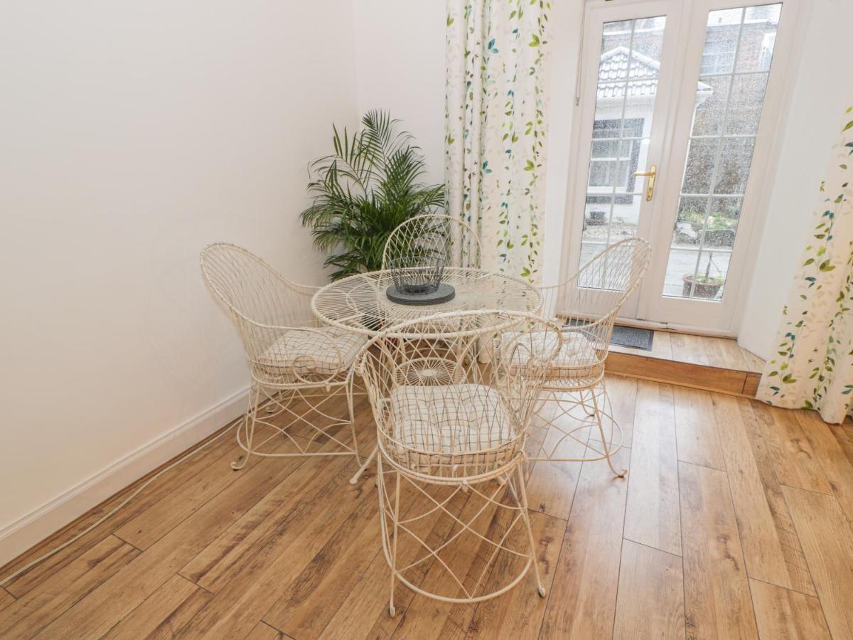 Garden Apartment Ayr Exteriér fotografie